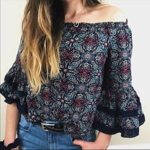 ❤️Solitaire Paisley Off the Shoulder Blouse Size L